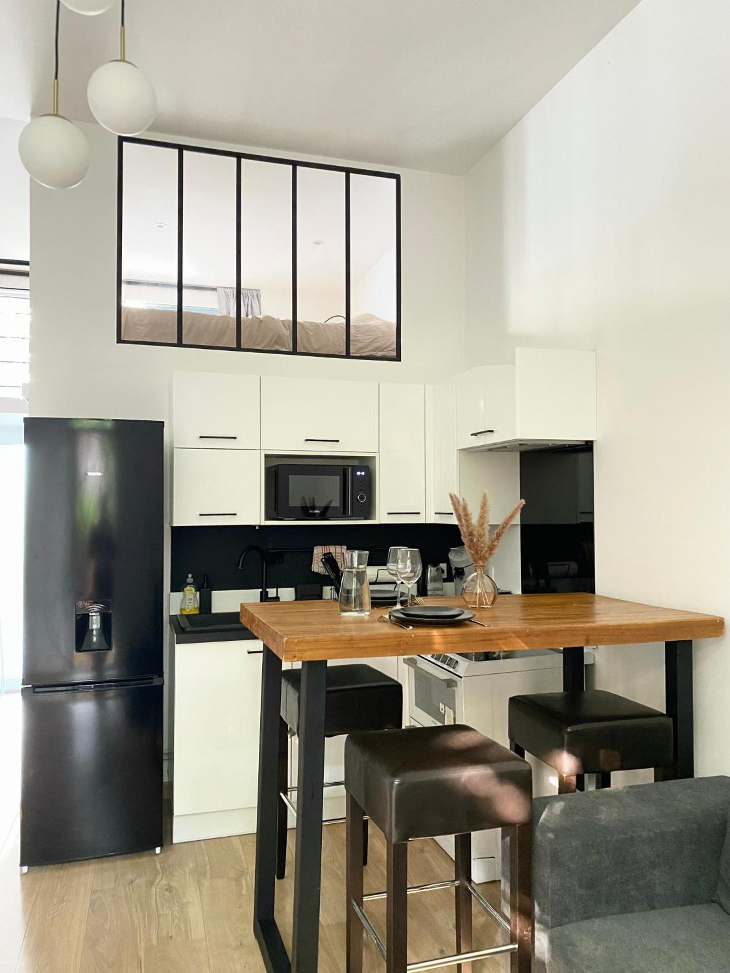 Appartement Indep Cosy Avec Jardin Saint-Denis  Exterior photo